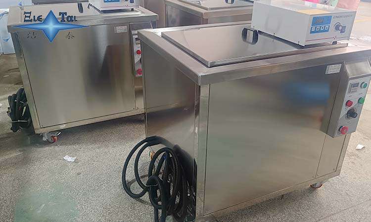 超聲波清洗機(jī)在汽車行業(yè)的應(yīng)用，如何清潔汽車零部件？
