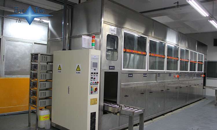 超聲波清洗機(jī):延長(zhǎng)金屬模具壽命與保持產(chǎn)品質(zhì)量的利器 超聲波清洗機(jī):延長(zhǎng)金屬模具壽命與保持產(chǎn)品質(zhì)量的利器